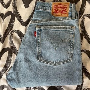 Levi’s high rise mom jeans